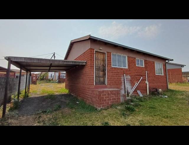 3 BEDROOM HOUSE FOR SALE IN LIMIT HILL